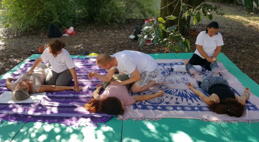 Yoga e Pilates, a maggio lezioni gratuite online